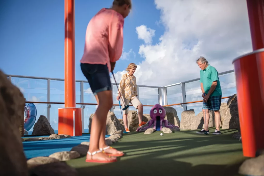 ncl brkwy minigolf